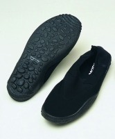 FEMALE WATER SHOES