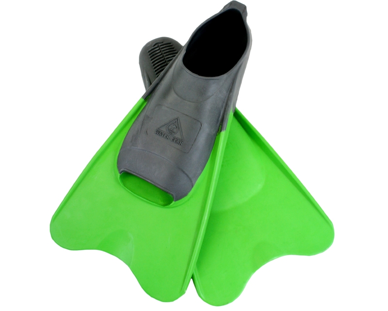 Great Condition 7-9 Water Gear flippers fins Size 40-41 